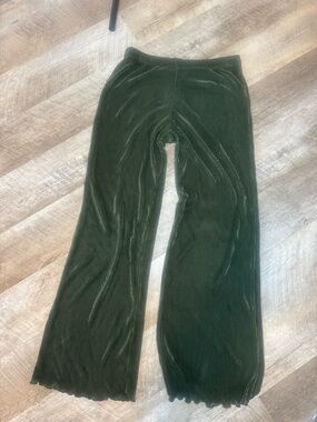 No Boundaries Olive Green Ribbed Lounge Pants